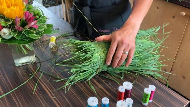 Upcycling-DIY: Sommerliche Grasvase Floristik-Anleitung Dekoidee mit Tipps und Tricks смотреть онлайн