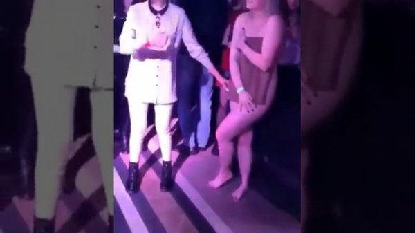 Разделась за 15т.