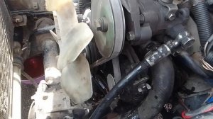 Снятие и установка термостата на  Toyota Lite Ace. Кузов YR30. Двигатель 3Y-EU.