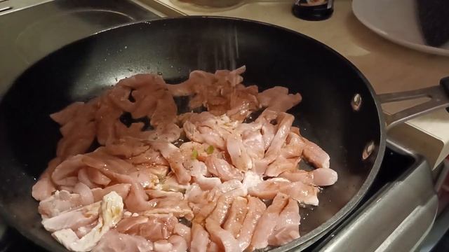 Свинина с брокколи и цветной капустой в китайском стиле смотреть онлайн