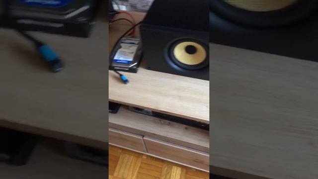 BOWERS & WILKINS 684 S2 смотреть онлайн