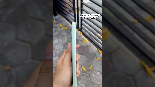 Hands On Samsung Galaxy A05 #smartphone #gadget #samsung смотреть онлайн
