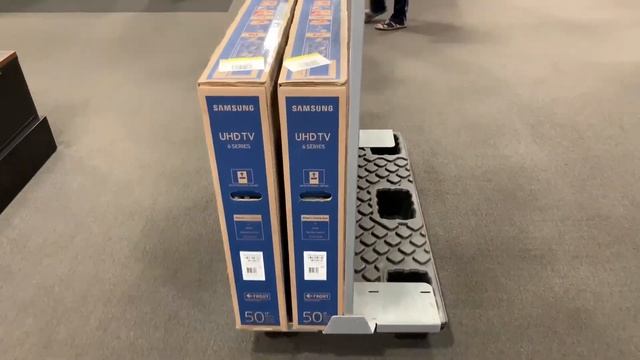 COMPRANDO eletrônicos no EUA смотреть онлайн