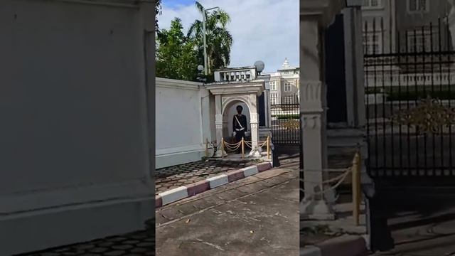 Лаос глазами Туриста смотреть онлайн