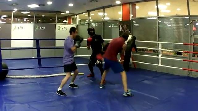 Игровой бокс: упражнения для тренировки реакции, координации и чувства дистанции смотреть онлайн