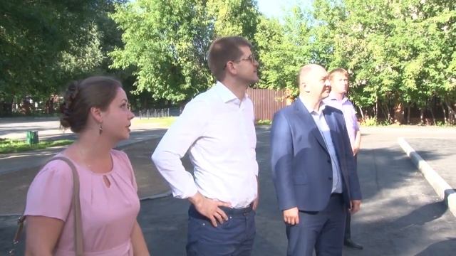 Рабочая поездка главы г. о. Орехово-Зуево : Ремонт библиотеки АЗ-БУКИ, ЦДТ Родник, благоустройство смотреть онлайн