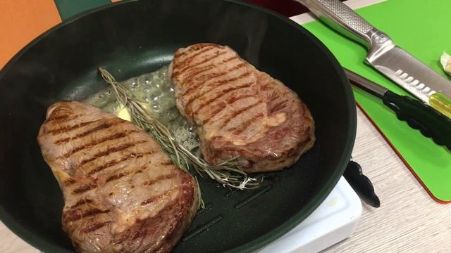 Стейки, готовим на сковороде гриль. смотреть онлайн