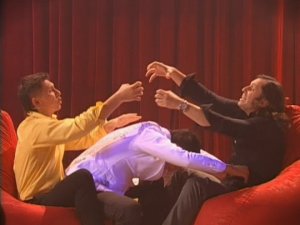 Гарик Харламов, Тимур Батрутдинов и Александр Ревва - Голубой вагон