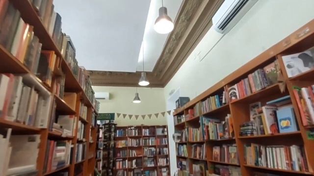 Прогулки по Москве. Идем в усадьбу Боткиных на Покровке. Выставочный зал, книжный и Чайная высота смотреть онлайн