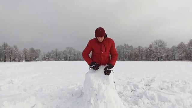 Слепили ЖИВОГО СНЕГОВИКА! БЫЛО ОЧЕНЬ ХОЛОДНО!!! смотреть онлайн