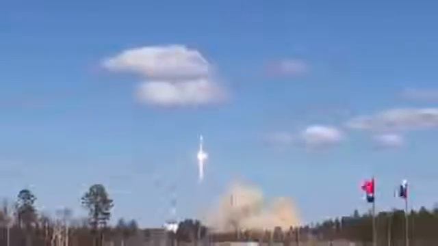 Запуск ракеты с космодрома Восточный Ивангай гомункул в космосе смотреть онлайн