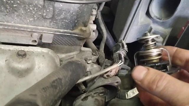 Замена термостата Лансер 9 смотреть онлайн