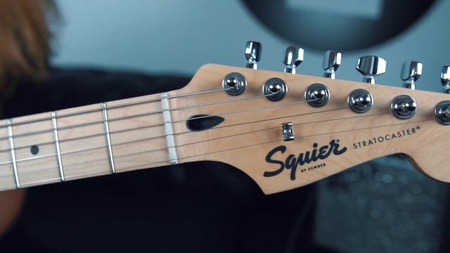 Pack Guitarra Elétrica e Combo Fender Squier Sonic Stratocaster | EGITANA.pt смотреть онлайн
