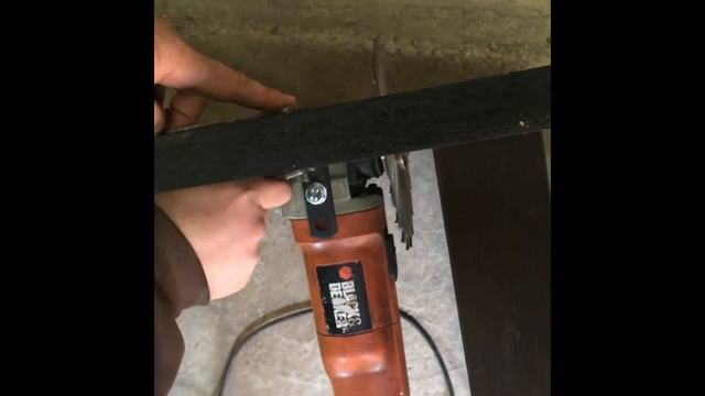 Отрезной станок из болгарки УШМ смотреть онлайн