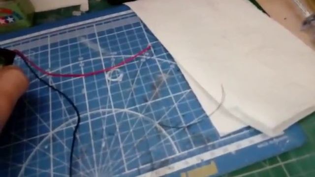 Светодиод от батареек. смотреть онлайн