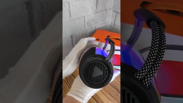 Портативная колонка JBL Pluse 6 Новая смотреть онлайн