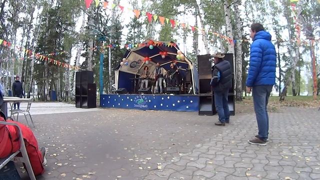 Василий Уриевский и гр Гардина, ФОК Звездный смотреть онлайн