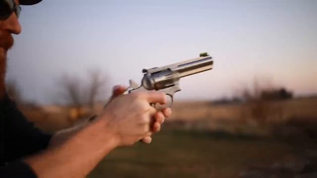 Ruger GP100 357 Magnum First Shots & Impressions смотреть онлайн