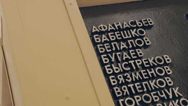 (НЕ)ГОРОД: жизнь, постап, "безликий Ленин" // СМЫСЛ.doc смотреть онлайн