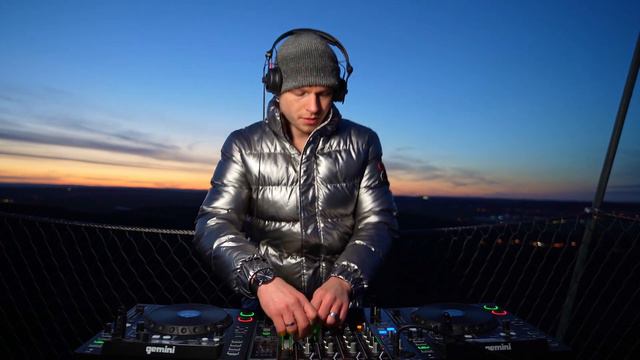 Melodic Techno & Progressive House Set  |  Tower Of Love | RÜFÜS DU SOL, Yotto, Dom Dolla