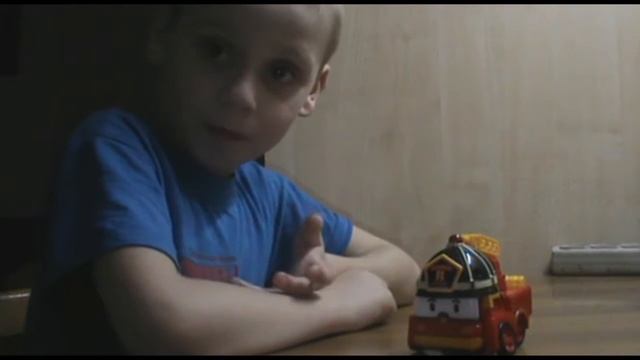Робокар поли (обзор игрушки Рой) Robocar poli (toy review Roy) смотреть онлайн