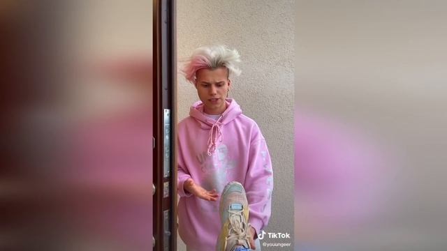 Бабочки и трип,Лапки,Ну ну да,ТИК ТОК смотреть онлайн