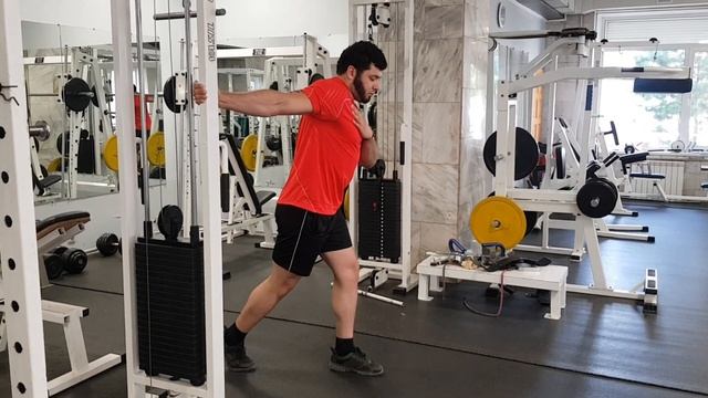 Растяжка груди с опорой после жима лежа смотреть онлайн