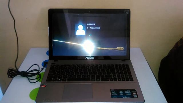 ASUS X550EA смотреть онлайн