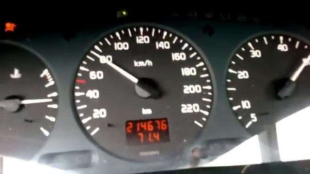 Renault Megane 1.6 90KKM 8V acceleration on LPG смотреть онлайн