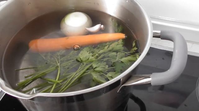 Делаю очень простой мясной бульон для борща. Рецепт от ARGoStav Kitchen смотреть онлайн