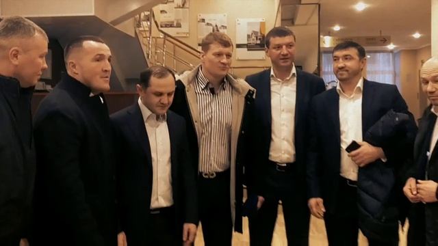 С юбилеем маэстро ,60 лет Анатолию Петровичу Быкову весь советский союз на юбтлее! смотреть онлайн