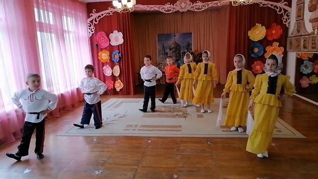 Танец  Эх казачата