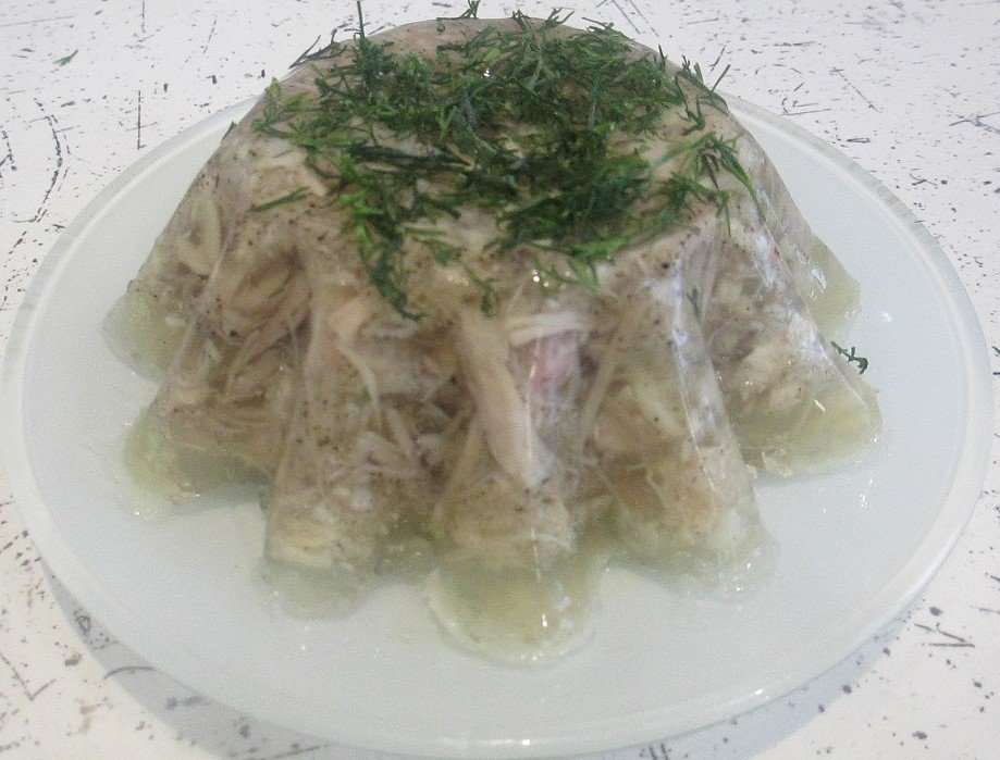 Холодец из свиных субпродуктов и курицы смотреть онлайн