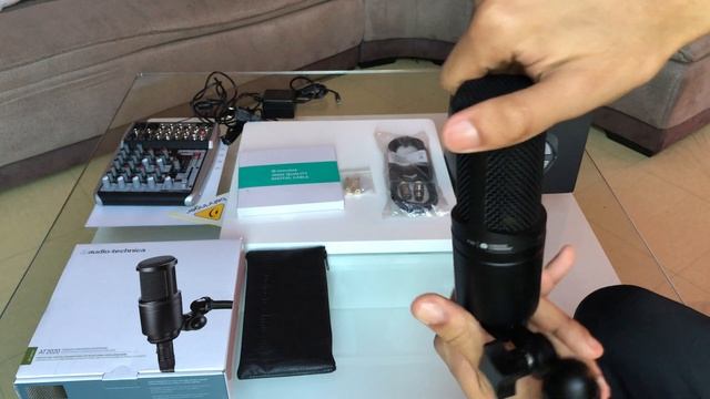 Micro Audio-Technica AT2020 XLR - Unboxing - Présentation смотреть онлайн