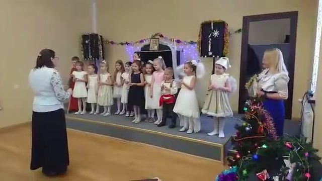 Рождественский праздник в Воскресной школе храма св. Александра Невского в Пыхтино. Часть 2 смотреть онлайн