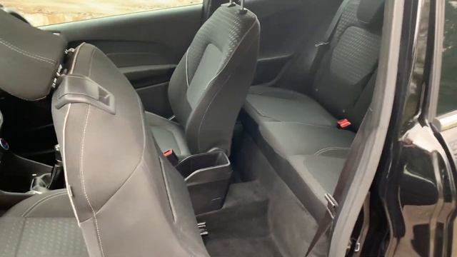 Ford Fiesta 1.1 Ti-VCT Zetec (s/s) 3dr смотреть онлайн