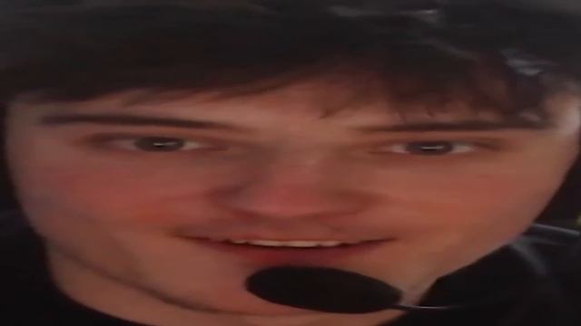 100% Completing Rainbow Friends Chapter 2 смотреть онлайн