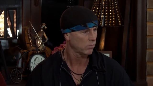 Назад в Молодость, Голтис, «Исцеляющий Импульс» смотреть онлайн