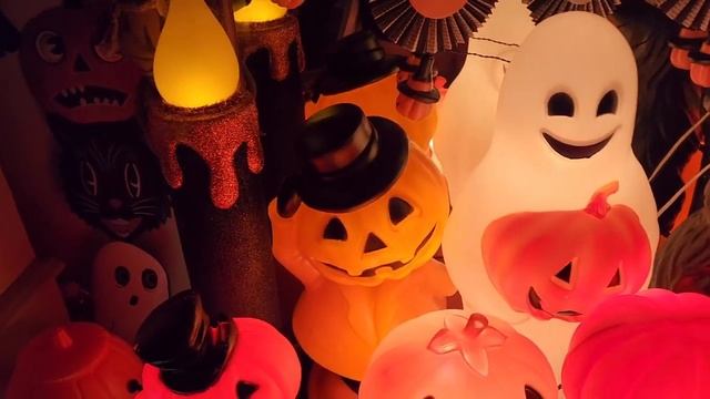 Welcome To My Candlelight HALLOWEEN HOME TOUR! Retro & Vintage Inspired Extreme Decor Video ????? смотреть онлайн