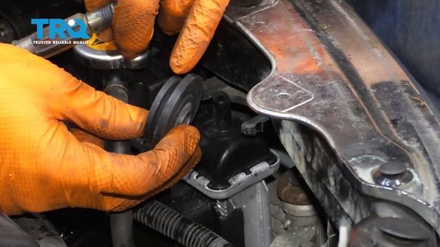 How to Replace Radiator Support Bushing 2003-2007 Nissan Murano смотреть онлайн