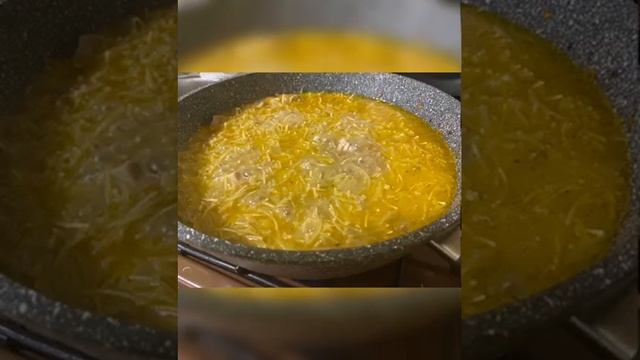 Вермишель жареная на сковороде с филе бедра смотреть онлайн