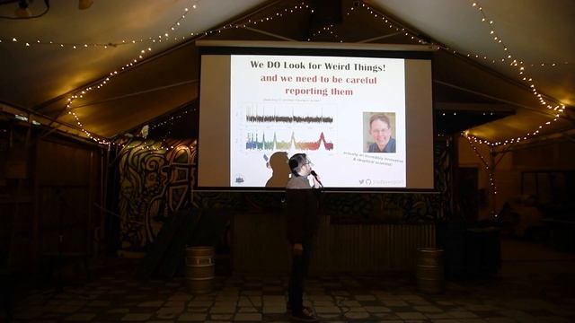 How to FIGHT CLICKBAIT in astronomy - Astronomy on Tap Seattle смотреть онлайн