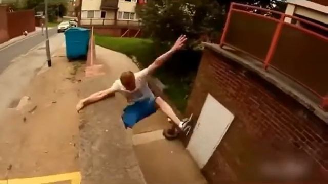 30 САМЫХ ЖЁСТКИХ ПАДЕНИЙ С НЕУДАЧНОГО ПАРКУРА