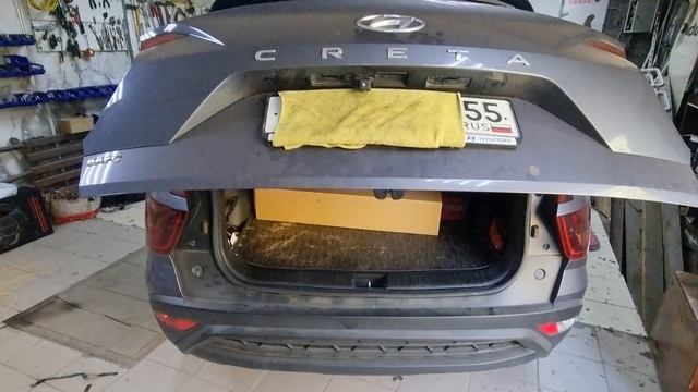Hyundai Creta 2021. Установка электропривода багажника.