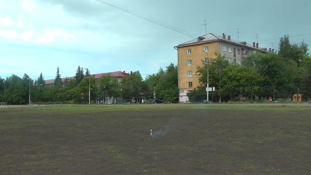 Запуск самодельной ракеты смотреть онлайн