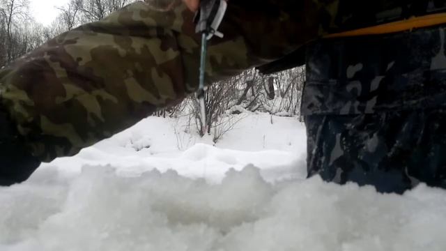 Окунь в глухозимье р.Чумыш смотреть онлайн