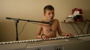 Поговори со мною мама на пианино