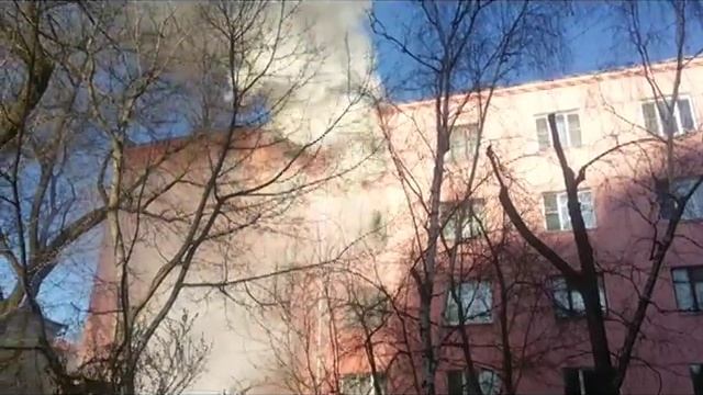 Пожар в жилом доме / Fire in residential building - Москва / Moscow смотреть онлайн
