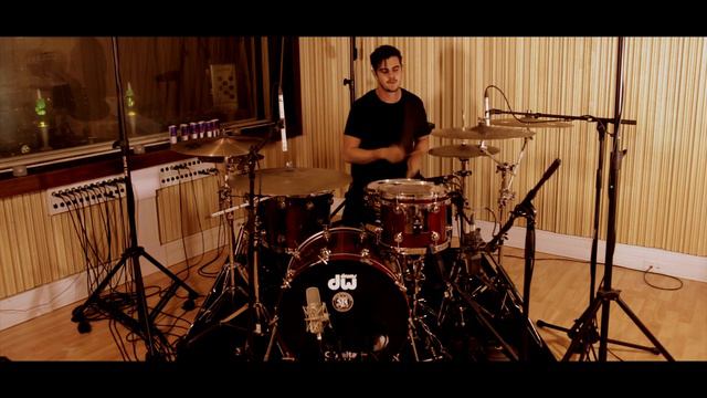 Macklemore & Ryan Lewis - Can't Hold Us - Drum Cover by Sheldon Yoko смотреть онлайн