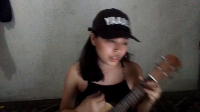 Toxic - Melanie Martinez Ukulele cover смотреть онлайн